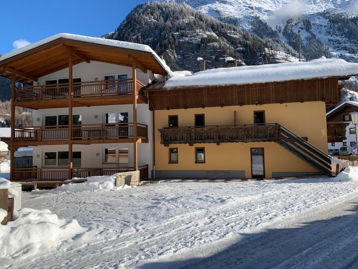 Haus Anna Hotel Langenfeld Bagian luar foto