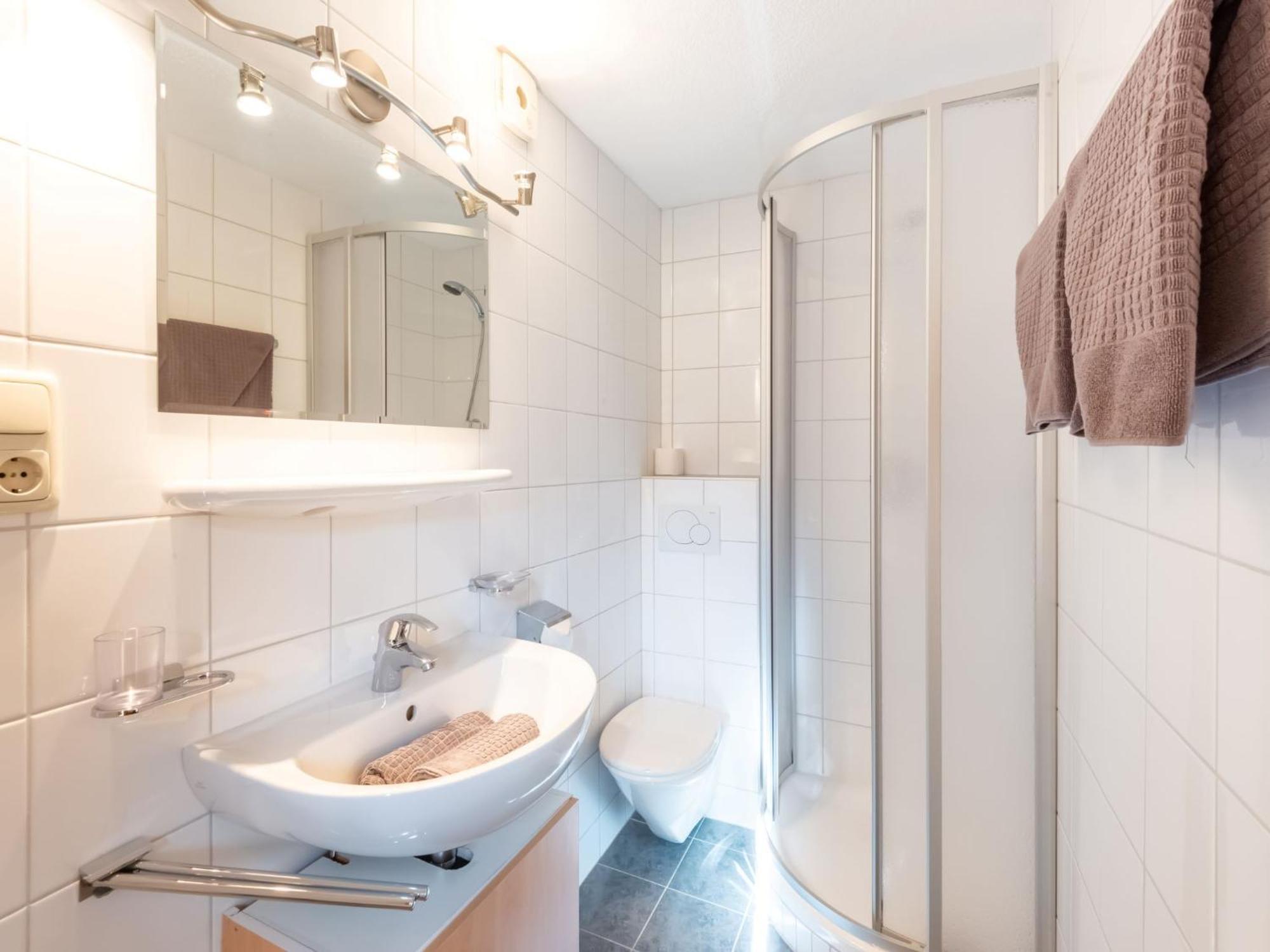 Haus Anna Hotel Langenfeld Bagian luar foto