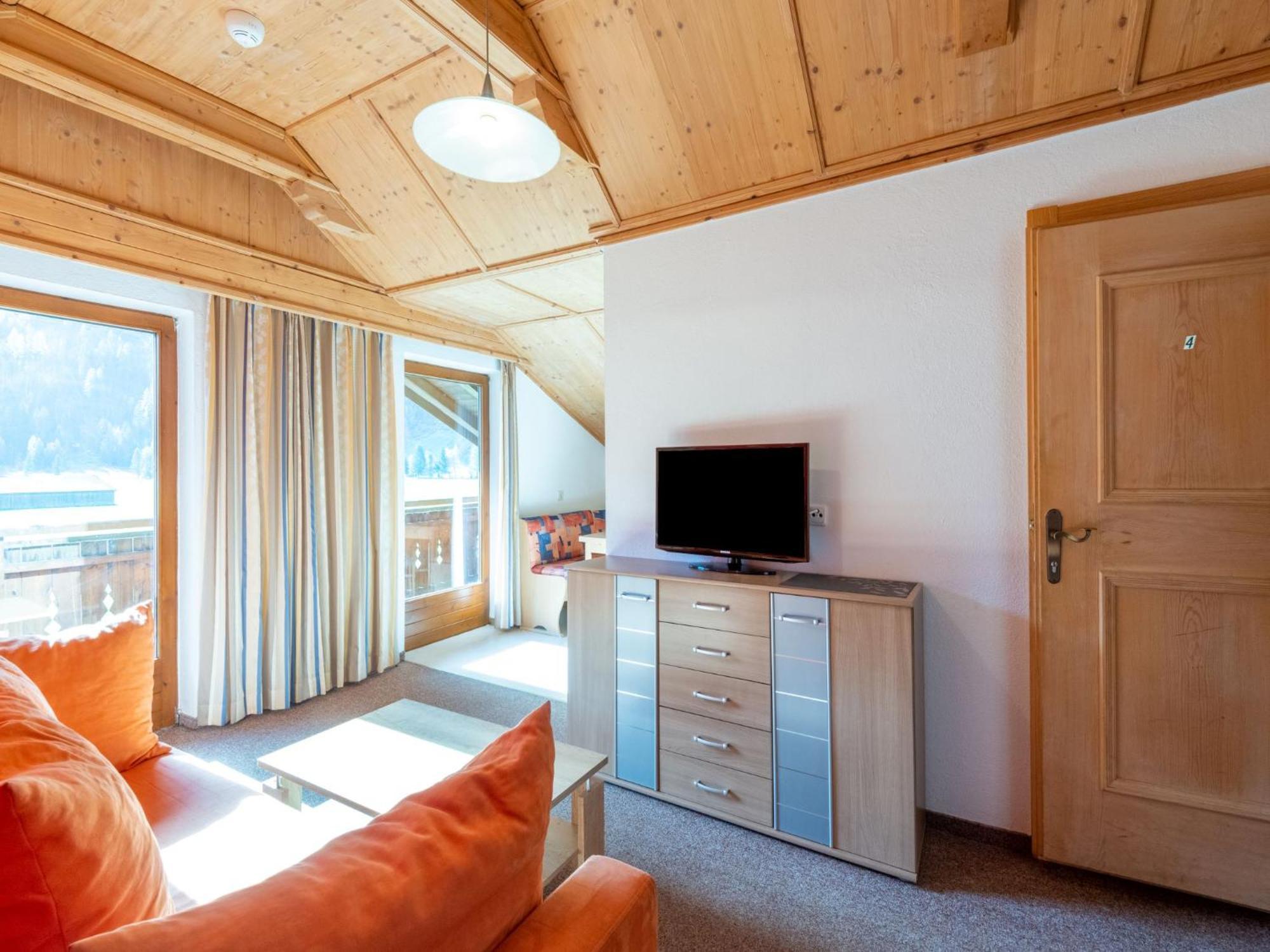 Haus Anna Hotel Langenfeld Bagian luar foto