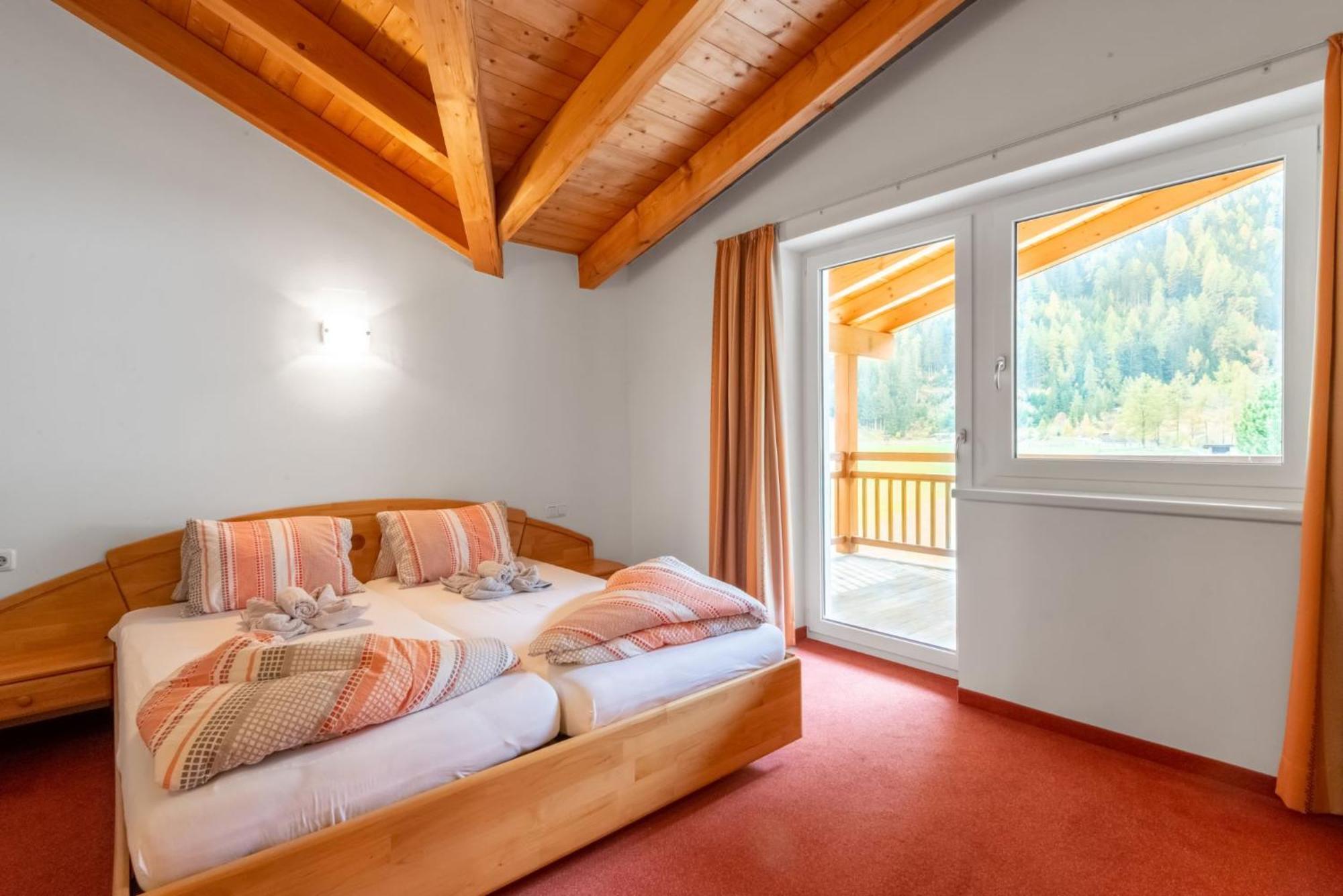 Haus Anna Hotel Langenfeld Bagian luar foto